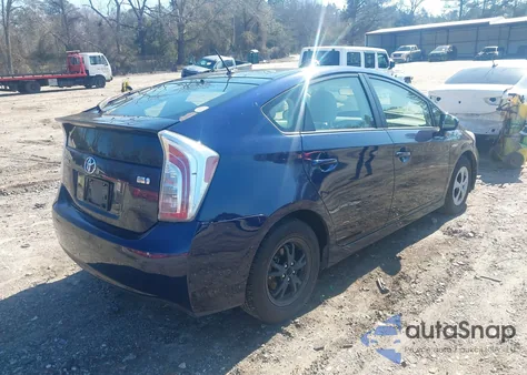 2015 Toyota Prius Two z USA, uszkodzony, nr VIN JTDKN3DU2F0444613